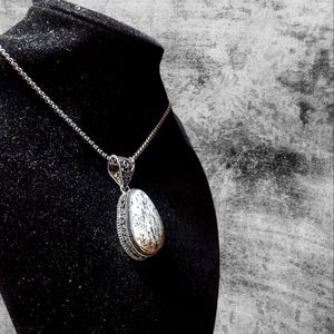 925 Sterling Silver Marble Stone Victorian Pendant